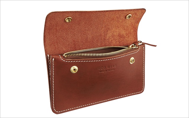 レッドウィングの財布」ブーツレザーで作られた財布がカッコイイっ 