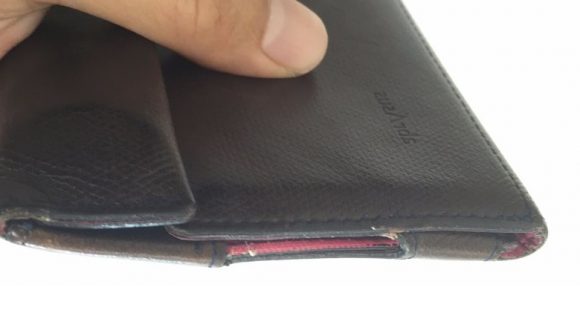 薄い財布の使用感